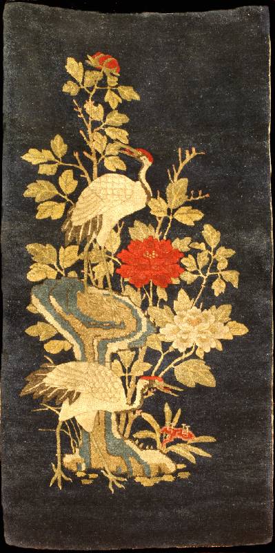 Pow Tow Antik, China, um 1900, feine gute g lanzreiche Wolle geknüpft auf Wolle, ca. 133 x 68 cm (seltenes Format), mittelfeine Knüpfung , ...