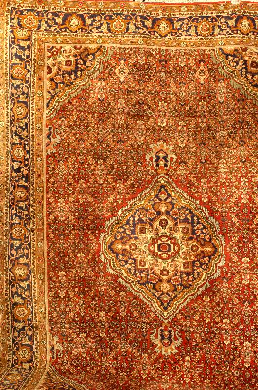 Bidjar alt, Persien, um 1930, Wolle auf Baumwolle, ca. 341 x 230 cm, SchÄtzwert: 6000.- EURO, EHZ: 2, altersbedingt in einen se hr guter Zustand, ...