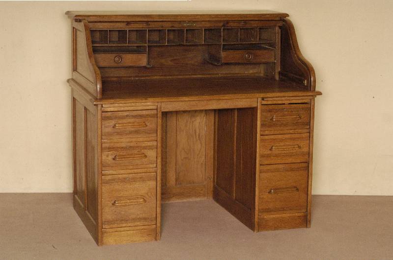 RollbÜro, deutsch, um 1910, Eiche massiv, auf Rahmen gearbeitet sparsame Inneneinrichtung, mit AblagefÄchern, sehr gute Verarbeitung, original ...