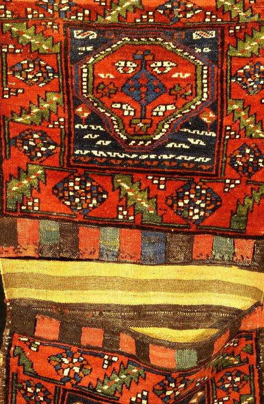 Doppeltasche Baku Hochland, Kaukasus, ca. 90 Jahre, Wolle auf Wolle, ca. 120 x 63 cm, Schätzwert: 1300.- EURO, mit Naturfarben, EHZ: