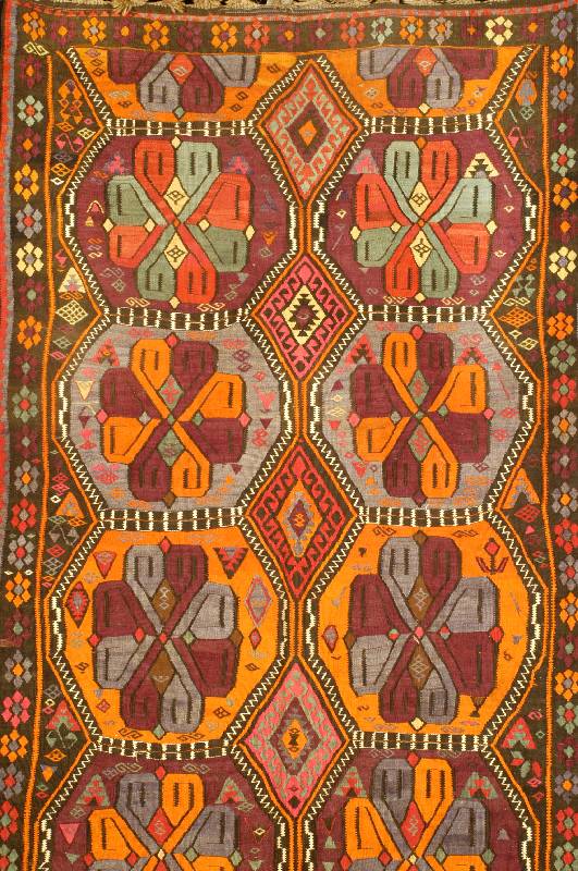 Kelim Kerkisien, Rußland, um 1935, Wolle auf Wolle, ca. 441 x 170 cm, SchÄtzwert: 1450.- EURO, EHZ: 3
