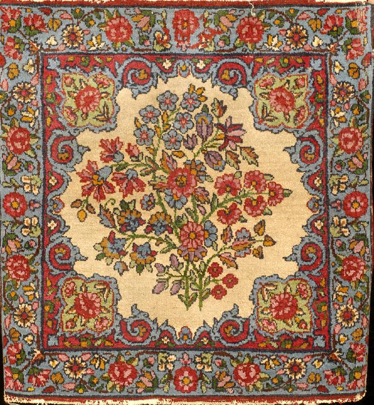 Lawar fein, Persien, um 1900, Wolle auf Baumwolle, ca. 56 x 52 cm, Schätzwert: 700.- EURO, EHZ: 3-4, Schöne farbgestalt, seltenes M a?, Antik. Us ...