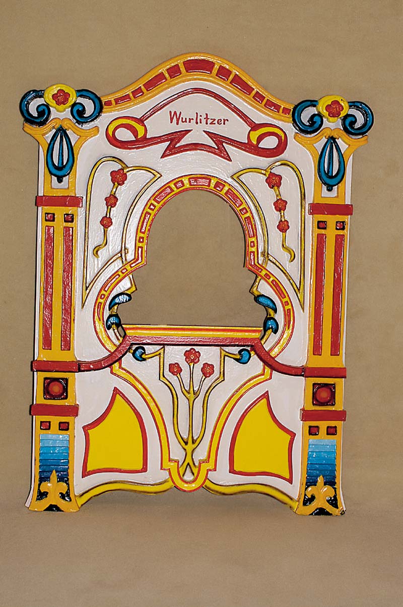 Orgelfront, deutsch, 2. HÄlfte 20. Jh., Wurlitzer, Holz, bunt gefasst, l. Gebrauchsspuren, 95 x 73 cm
