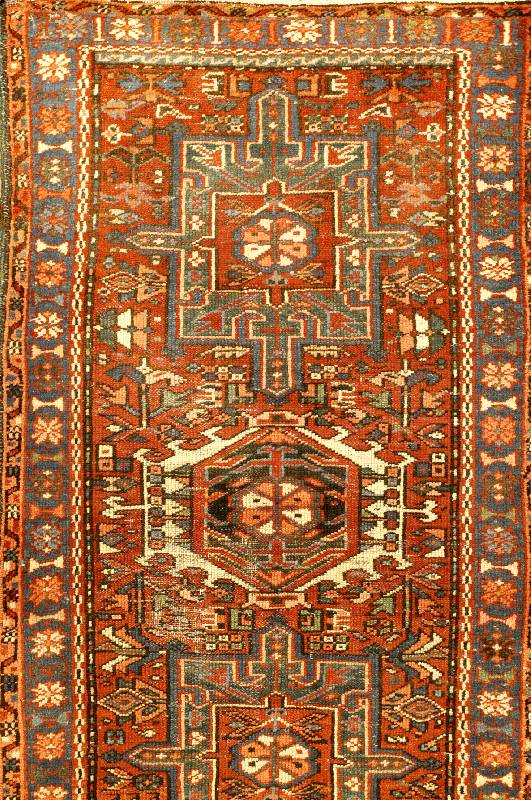 Garadje alt, Persien, ca. 70 Jahre, Wolle auf Baumwolle, ca. 126 x 72 cm, SchÄtzwert: 950.- EURO, EHZ: 4