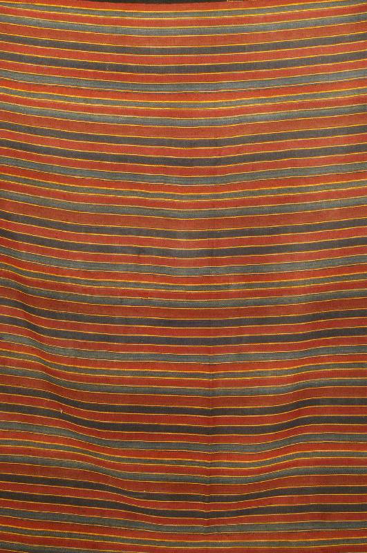 Azeri Djadjim, Azerbaidschan, um 1900, Wolle auf Wolle, ca. 178 x 192 cm, Schätzwert: 980.- EURO, EHZ: 3, mehrbahnig