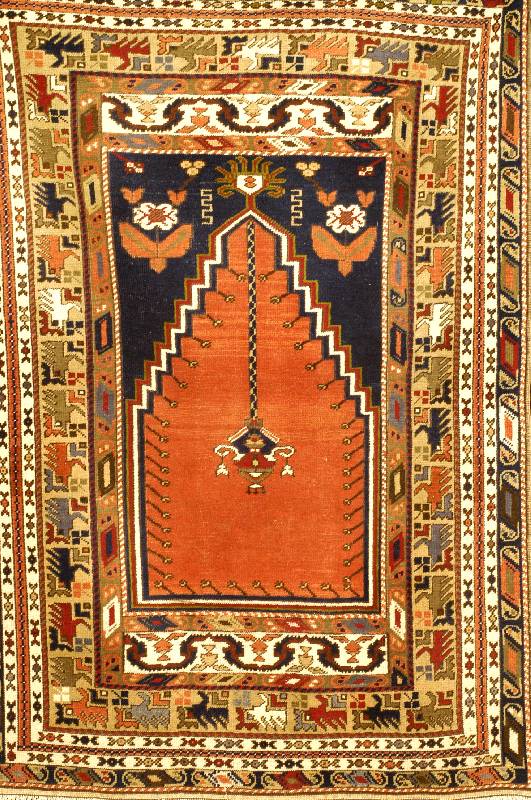 Mudjur, Türkei, ca. 50 Jahre, Wolle auf Wolle, ca. 170 x 118 cm, Schätzwert: 1100.- EURO, EHZ: 3, guter Zustand, schöne freundlich e Farbgestalt.