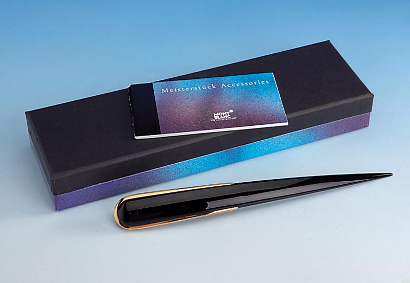 BriefÖffner, Mont Blanc, MeisterstÜck 1982, im original Etui, Kunststoff, Metalleiste vergoldet, Mont Blanc signet