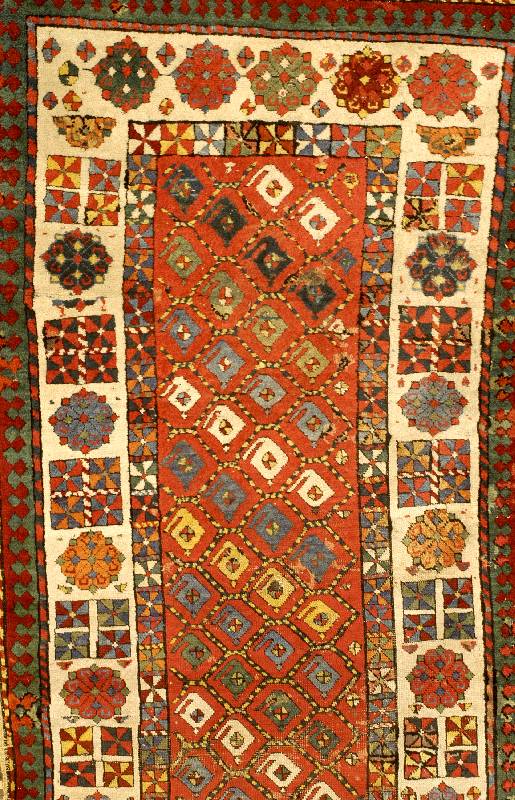 Gendje Antik, Kaukasus, 19. Jahrhundert, Wolle auf Wolle, ca. 235 x 92 cm, Schätzwert: 3500.- EURO, EHZ: 4, sogennanter Boteh Gendje in ...