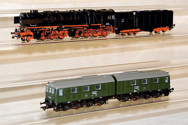 Dampflok mit Tender, MÄrklin, 90er Jahre, Spur Ho, Nr. 37021, "Mallet", digital, unbespielt , im orig. Karton