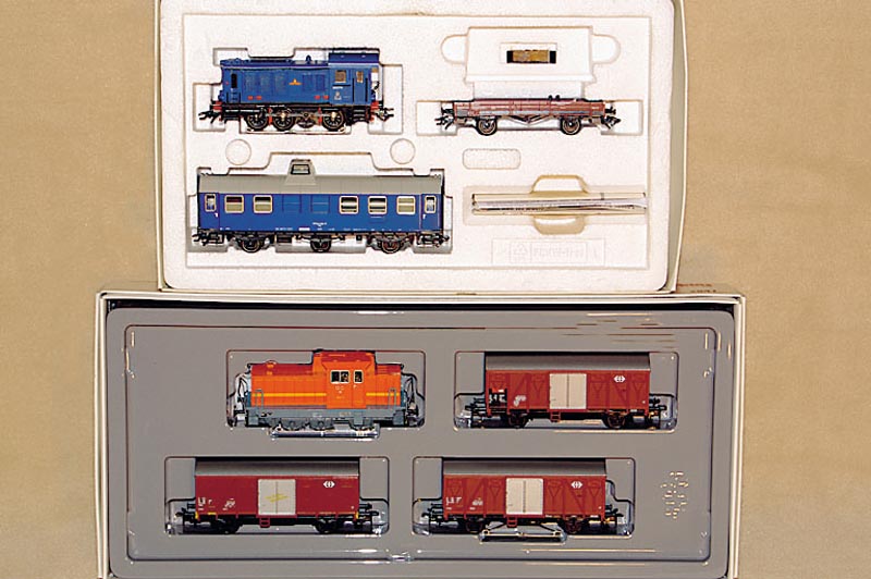 Zugpackun "RCT royal Corps of Transportation", MÄrklin, 90er Jahre, Spur HO, Nr. 28502, im orig. Karton, Auto fehlt, unbespielt (Pos. ...