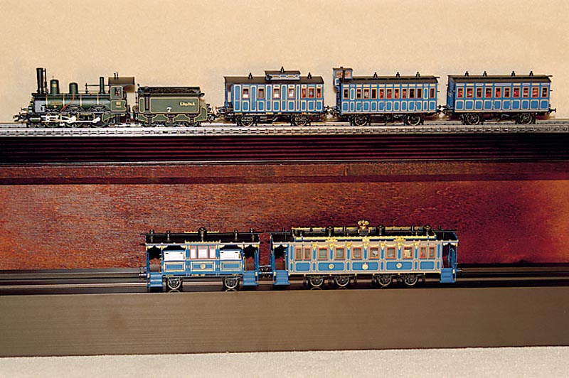 Hofzug KÖnig Ludwig II., MÄrklin, 1992/93, Spur HO, Nr. 2880 (best. aus: Lok B VI "Tristan", Hauptsalonwagen, Aussichtsterrassenwagen, ...