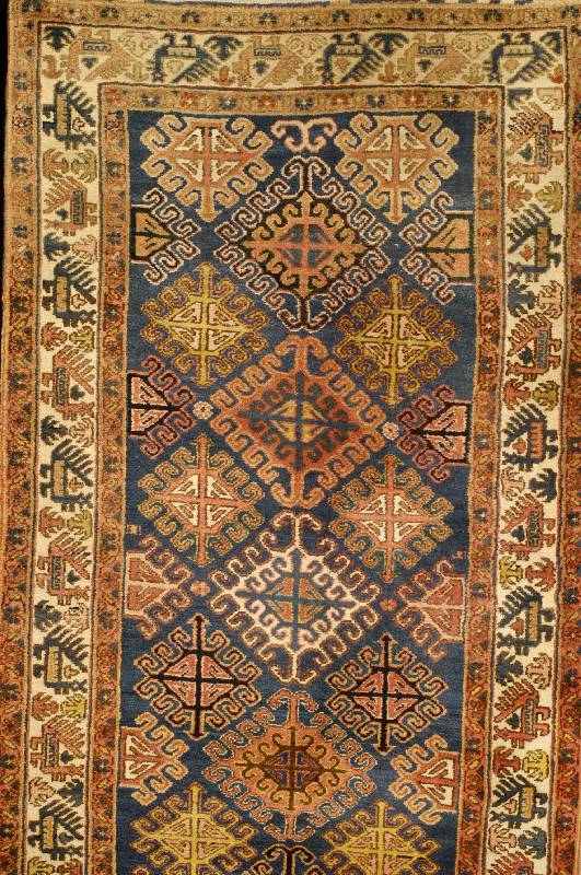 Heriz, Persien, um 1940, Wolle auf Baumwolle, ca. 480 x 116 cm, Schätzwert: 2200.- EURO, EHZ: 2
