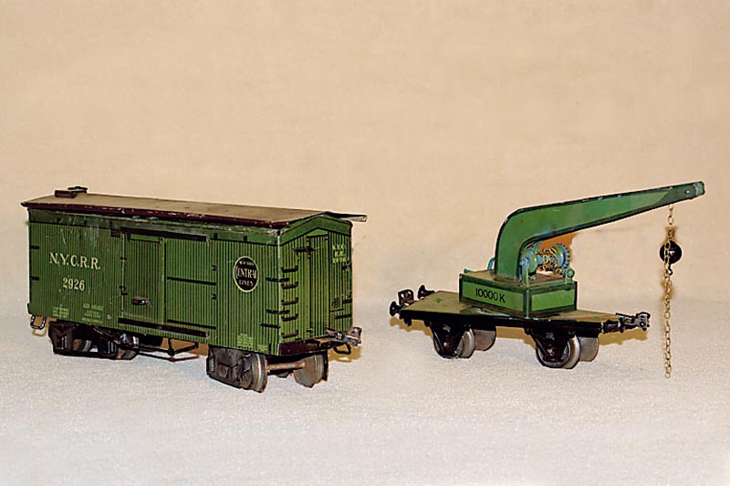 Kranwagen, MÄrklin, 1919-1924, Spur 0, Nr. 1851, Blech, grÜn, Aufschrift 10000 K, in sich verzogen, l. Altersspuren, sammelw. (Pos. rechts)