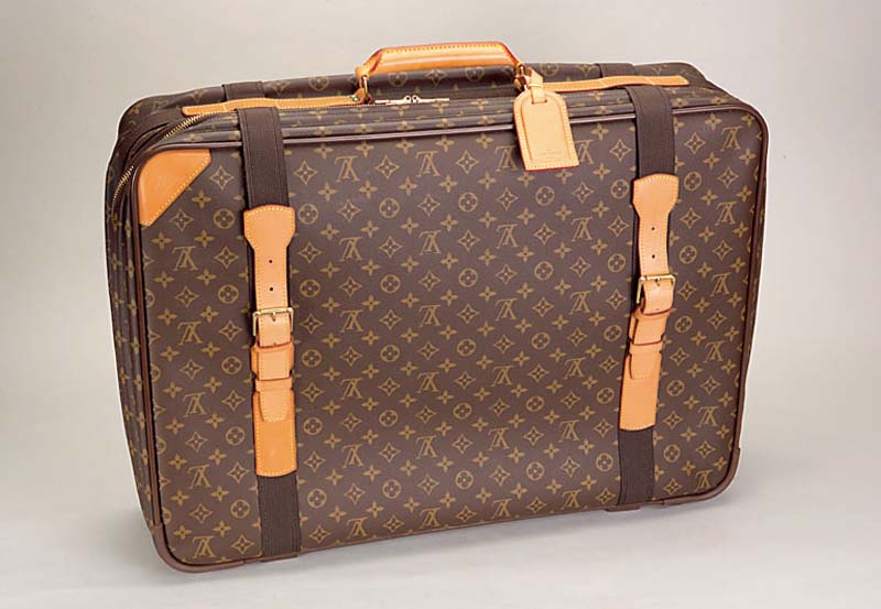Koffer LOUIS VUITTON, typ. Design, Innenfach, AdressanhÄnger, ca. 14 x 47 x 64 cm