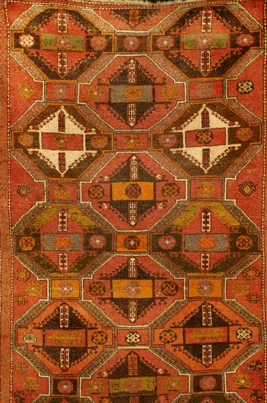YÜruk, TÜrkei, um 1900, Wolle auf Wolle, ca. 280 x 120 cm, SchÄtzwert: 1800.- EURO, EHZ: 4