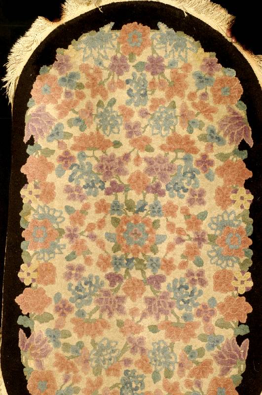 China, um 1900, Wolle auf Baumwolle, ca. 136 x 76 cm, SchÄtzwert: 1800.- EURO, EHZ: 2