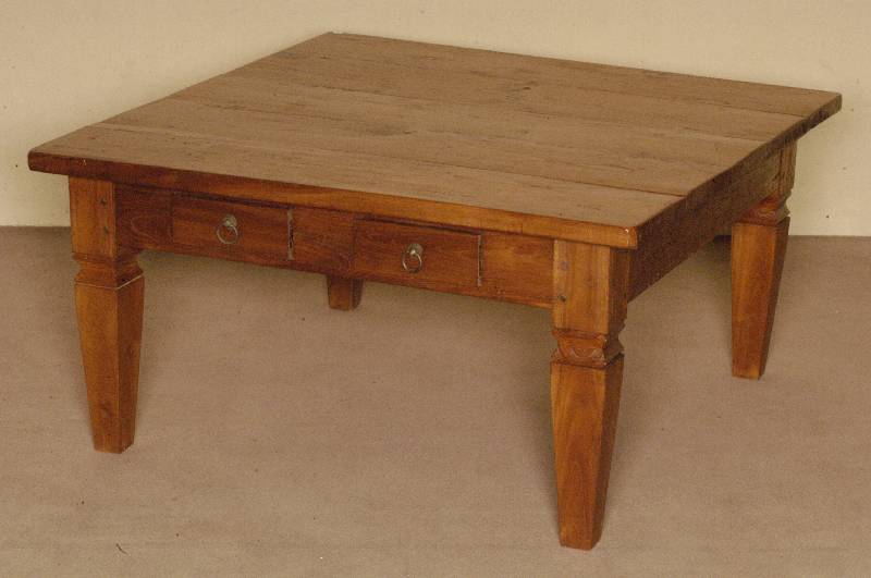 Couchtisch, Kolonialstil, im Stil von 1910, Teakholz massiv, 2 Schubladen, Beine leicht konisch, Gebrauchsspuren, praktisches MÖbel, stabil, ca. ...