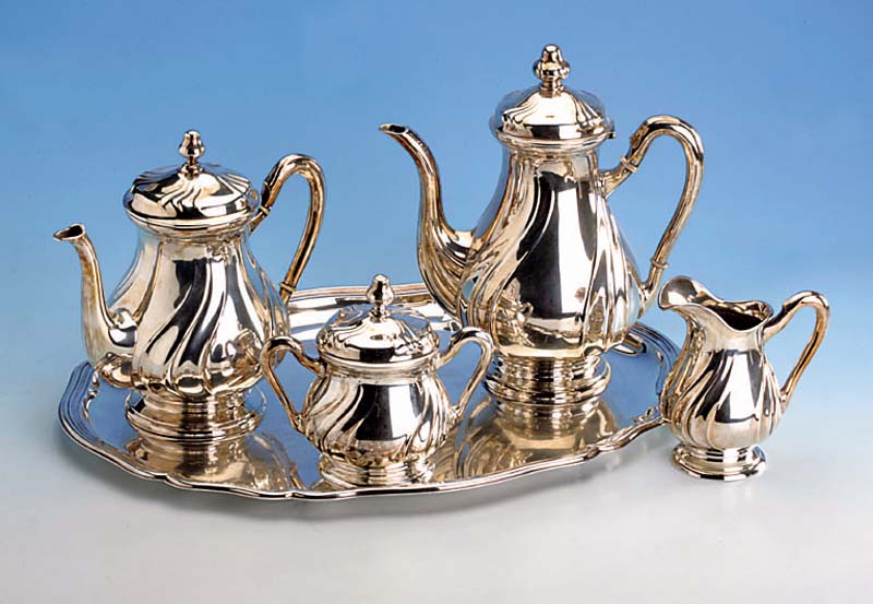 Kaffee- und Teeservice auf Tablett, 835er Silber, deutsch, Lutz & Weiß, 30er Jahre, best. aus: Kaffeekanne, H. ca. 26.5 cm, Teekanne, H. ca. ...