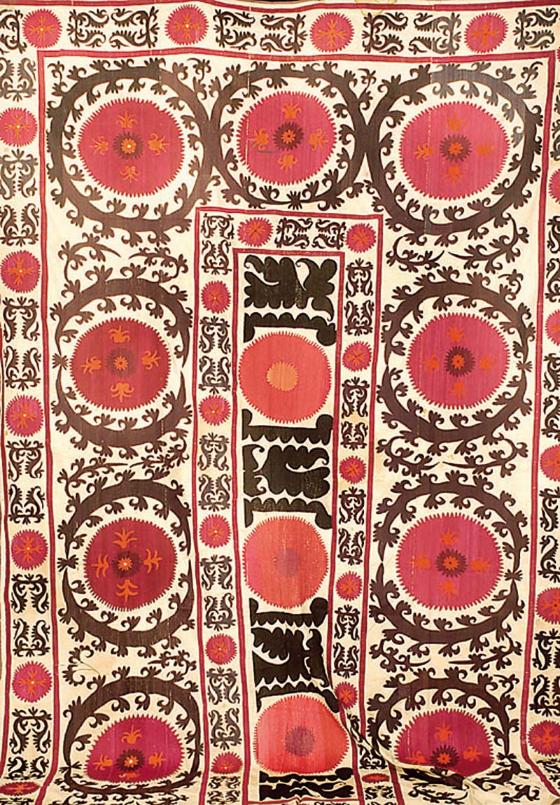 Susani Stickerei, Usbekistan, um 1900, ca. 314 x 215 cm, SchÄtzwert: 5900.- EURO, 4 bahnig, EHZ: 3, fleckig, sehr selten, SammelwÜ rdig, Museal. ...