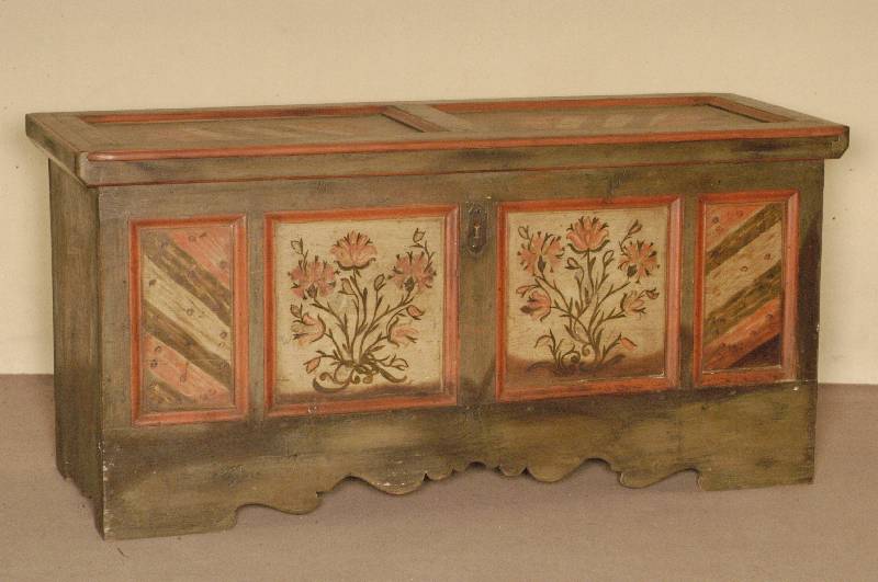 Linnen- bzw. Dokumententruhe, sÜddeutsch/Bodensee, um 1820/30, Weichholz, z.T. original Bemalung, RÄnder und Kanten aufgefrischt, bÄuerlich, ...