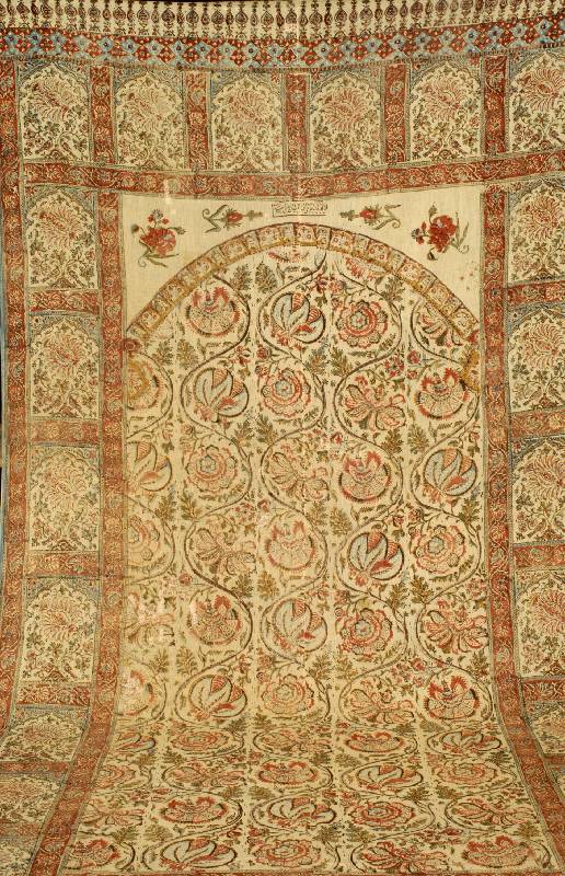 Textil Antik Kerman, Persien, um 1900, Baumwolle, ca. 305 x 158 cm, Schätzwert: 2200.- EURO, EHZ: 4