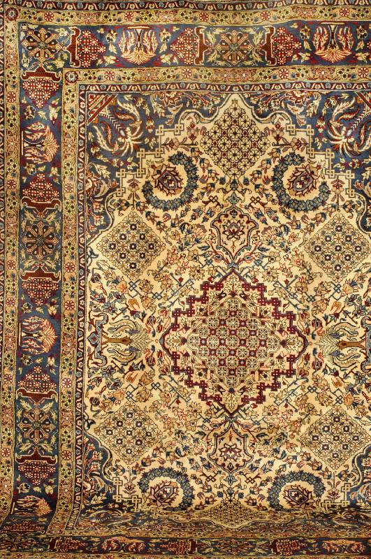 Yazd, Persien, ca. 40 Jahre, Wolle auf Baumwolle, ca. 340 x 246 cm, SchÄtzwert: 2400.- EURO, EHZ: 2 (altersbedingt in einen gu ten ...