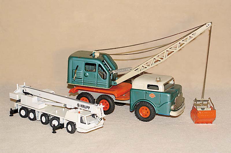 Baufahrzeug, Fa. Krupp, wohl 80er Jahre, Metall, schwere AusfÜhrung