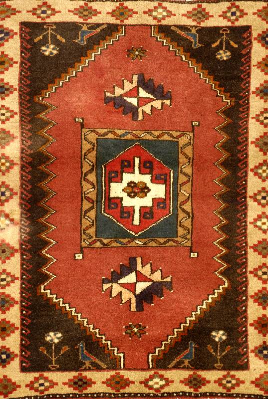 Klardasht Alt, Persien, ca. 50 Jahre, Wolle auf Baumwolle, ca. 119 x 92 cm, SchÄtzwert: 950.- EURO, EHZ: 2