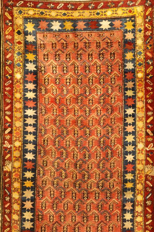 Gendje Antik, Kaukasus, um 1900, Wolle auf Wolle, ca. 230 x 105 cm, SchÄtzwert: 2000.- EURO, EHZ: 3-4, schÖne leuchtende Farbgestalt, ...