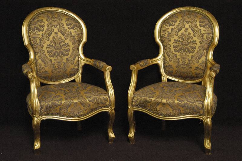 Armlehnsessel, deutsch, um 1960, Louis -Philippe-Stil, Buche massiv, goldfarben gefaßt, Polsterung und Bezug sekundÄr, elegantes MÖbel, ...