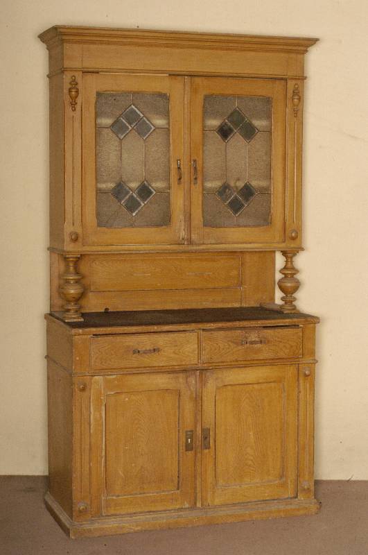 Jugendstilschrank, deutsch/Pfalz, um 1900/04 , Weichholz, sogenannte original Ziehmalerei aus der Zeit, meisterlich, BeschlÄge aus der Zeit, ...
