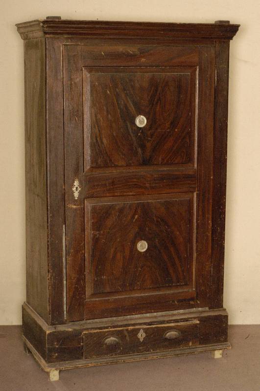 Brotschrank, deutsch/Pfalz, um 1840/60, Front auf Rahmen gearbeitet, Ziehkammmalerei in Mahagoniimitat, hervorragende QualitÄt, alt belassen, ...