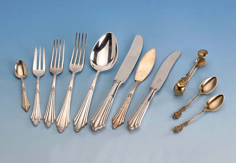 58-teiliges Besteck WMF-FÄCHERMUSTER, deutsch 30/40er Jahre, 90er Auflage, best. aus: 6 Menuegabeln, 6 Menuemesser, 6 Menue- lÖffel, 6 ...