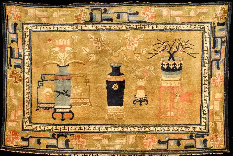 Pow Tow Antik, China, 19.Jahrhundert (um 18 90), zumteil mit Naturfarben, gute alte Wolle geknüpft auf Baumwolle, ca. 194 x 126 cm (selt enes ...
