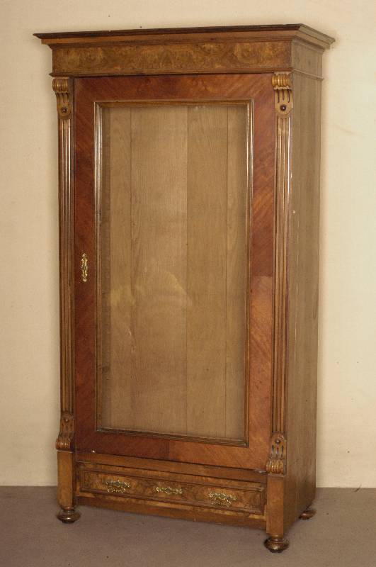 ursprÜnglich Spiegelschrank, deutsch, um 1870/80, GrÜnderzeit, Front auf Rahmen gearbeitet, Korpus Eiche massiv und Weichholz, Front ...