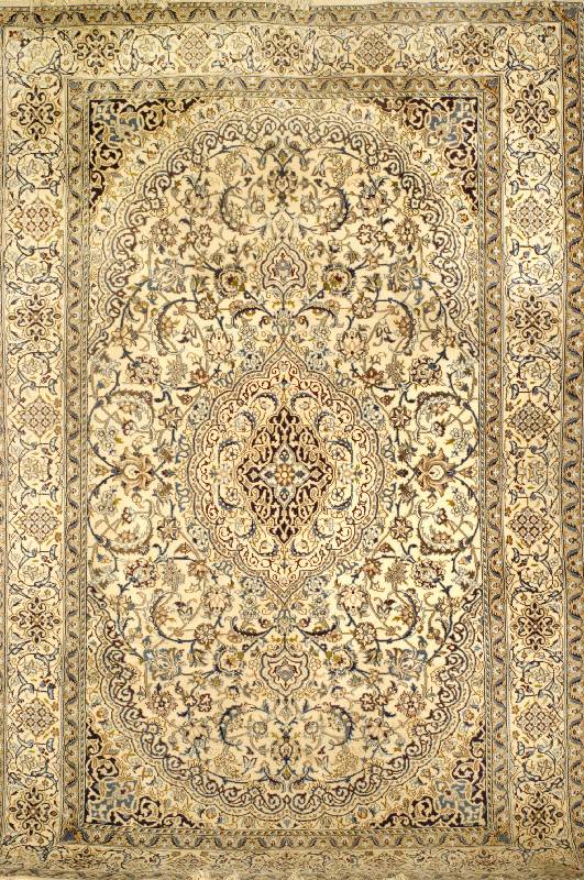 Nain, Persien, ca. 30 Jahre, Korkwolle mit Seide, ca. 295 x 196 cm, SchÄtzwert: 1950.- EURO, ca. 400.000 Kn/qm, reinigungsbedÜrftig, EHZ: 2 ...