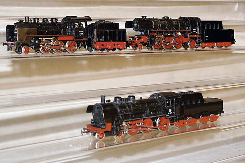 Dampflok mit Tender, MÄrklin, 1967, Spur HO, Nr. 3098, Fkt. nicht geprÜft, im orig. Karton