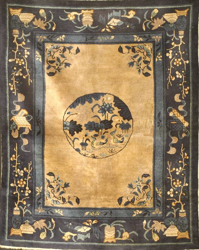 Peking Antik, China, um 1900, Wolle auf Baumwolle, ca. 152 x 120 cm, SchÄtzwert: 3500.- EURO, EHZ: 3-4