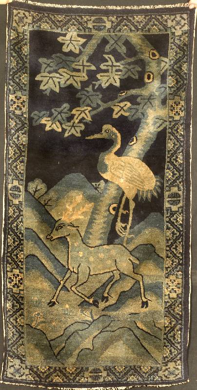 Seltener Pow Tow Antik, China, um 1900, Wolle auf Baumwolle, ca. 144 x 73 cm, SchÄtzwert: 6500.- EURO, EHZ: 2, (altersbeding t in einen guten ...