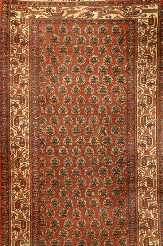 Malayer, Persien, um 1920, Wolle auf Baumwolle, ca. 320 x 106 cm, SchÄtzwert: 900.- EURO, EHZ: 3-4