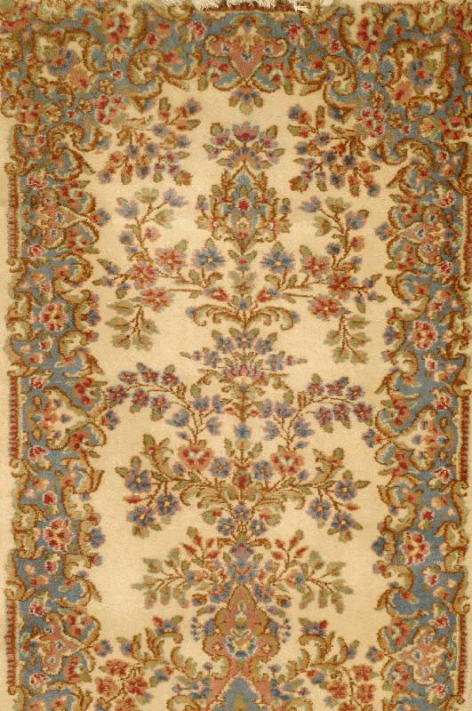 Kerman Lawer, Persien, um 1950, Wolle auf Baumwolle, ca. 235 x 74 cm, SchÄtzwert: 1500.- EURO, EHZ: 2