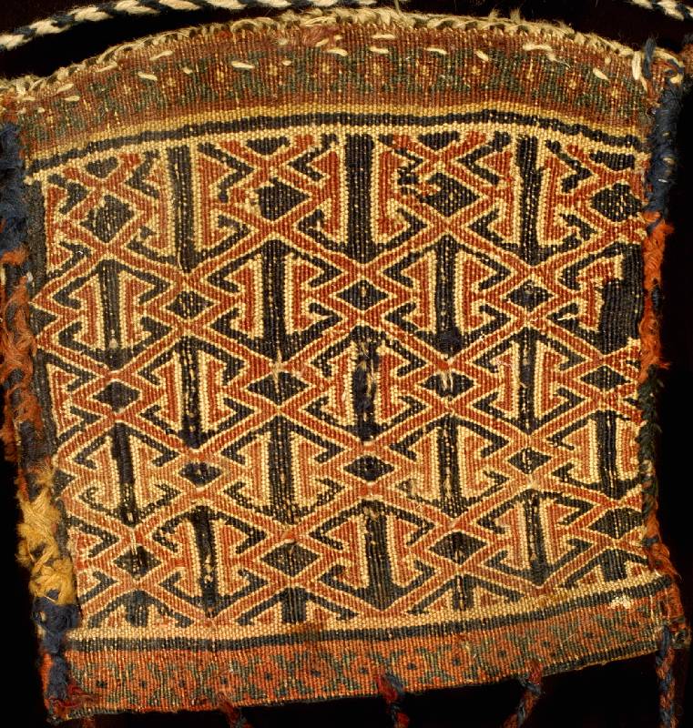 Tasche Antik, Persien, um 1900, Wolle auf Wolle, ca. 32 x 30 cm, Schätzwert: 1000.- EURO, EHZ: 4
