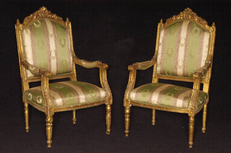 Armlehnsessel, Frankreich, um 1960, Louis -XVI-Stil, Buche massiv, gold gefaßt, Polsterung und Bezug sekundÄr, elegantes MÖbel, ...