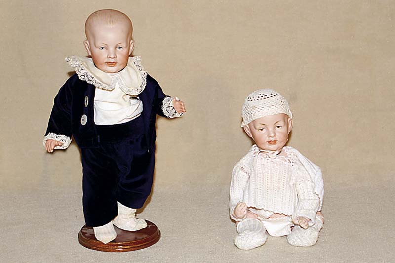 Porzellankopfpuppe, Franz Schmidt & Co., um 1912, gemarkt "FS&Co" 1267, Charakterbaby, gemalte Augen, offen geschlossener Mund, KÖrper ...