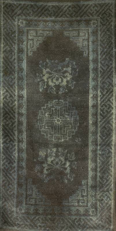 Pow Tow Antik, China, um 1900, Wolle auf Baumwolle, ca. 138 x 71 cm, SchÄtzwert: 2500.- EURO, EHZ: 2