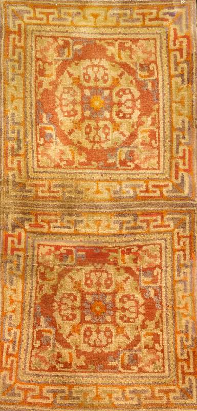 Tempel Sitzbankteppich Antik, China, um 1900, Wolle auf Baumwolle, ca. 115 x 60 cm, SchÄtzwert: 1400.- EURO, EHZ: 3, rest.