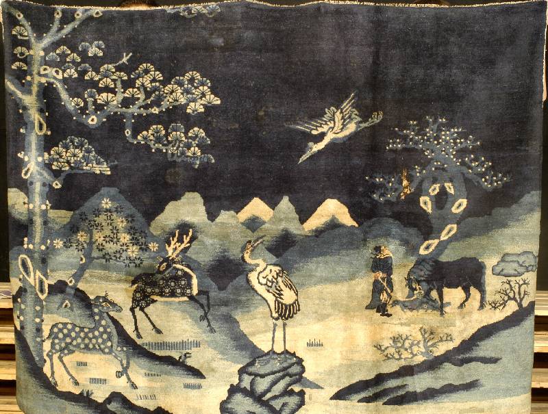 Pow Tow Antik, China, um 1900, Wolle auf Baumwolle, ca. 200 x 155 cm, SchÄtzwert: 12000.- EURO, EHZ: 3 (altersbedingt insgesamt in einen guten ...