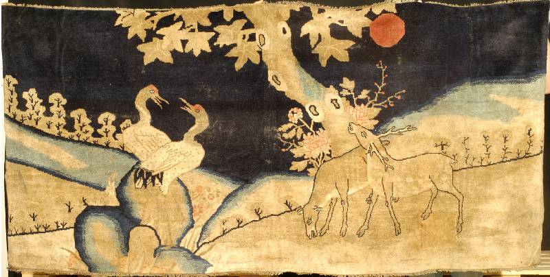 Pow Tow fein Antik, China, um 1900, Wolle a uf Baumwolle, ca. 230 x 112 cm, Schätzwert: 7500.- EURO, EHZ: 4, seltenes Querformat, sehr selten, ...