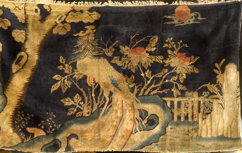 Pow Tow Antik, China, um 1900, Wolle auf Baumwolle, ca. 180 x 104 cm, Schätzwert: 3800.- EURO, EHZ: 4, seltenes Querformat, sch? ne alte ...