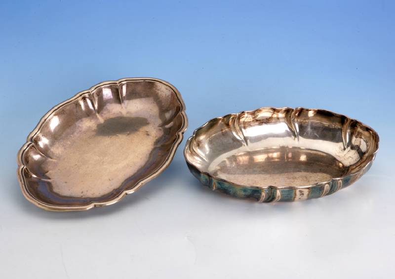 Anbietschale, deutsch, Grimminger Pforzheim, 835er Silber, 50er Jahre, Barockstil, ca. 5.5 x 28 x 17 cm, ca. 360 g, Boden mit Widmung